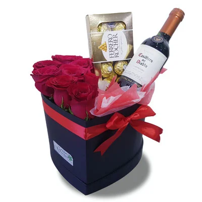 Corazon vino y rosas es un romántico obsequio para una ocasión especial